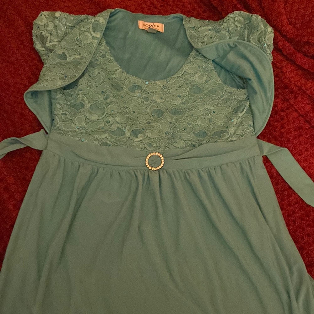 It’s from the brand Sophia Christina